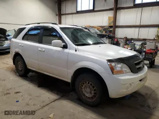 2009 Kia Sorento LX with VIN KNDJC735095892360, listed as a Copart auction lot 43809195 with 332,770 mi miles and Salvage Title. Bid and sale history available at carsss.com. Image 4.