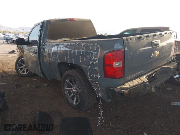 2008 Chevrolet Silverado 1500 Work Truck with VIN 1GCEK14C48Z308399, listed as a IAAI auction lot 41409910 with 39,268 mi miles. Bid and sale history available at carsss.com. Image 3.