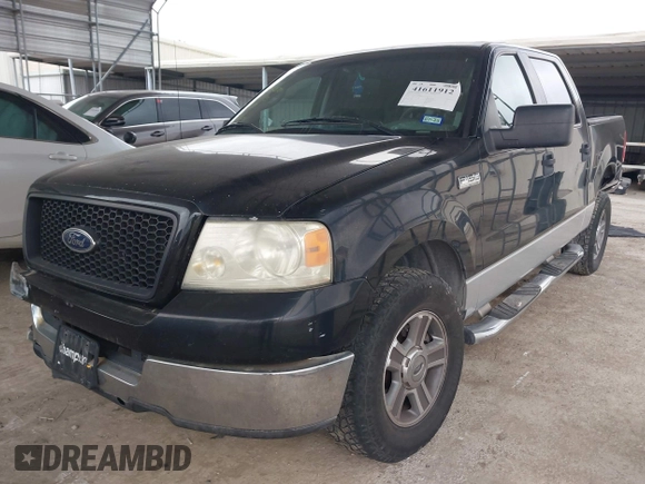 2005 Ford F-150 XLT with VIN 1FTRW12W35FB45809, listed as a IAAI auction lot 41611912 with 253,241 mi miles. Bid and sale history available at carsss.com. Image 17.