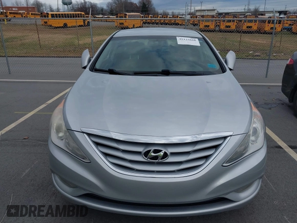 2013 Hyundai Sonata GLS with VIN 5NPEB4AC1DH609459, listed as a IAAI auction lot 41125668 with 227,079 mi miles and . Bid and sale history available at carsss.com. Image 6.
