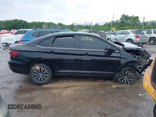 2020 Volkswagen Jetta S z VIN 3VWC57BU6LM085223, wystawiony jako IAAI lot #42562706 z przebiegiem 80 290 mil mil oraz . Historia ofert i sprzedaży dostępna na DreamBid. Obrazek 13.