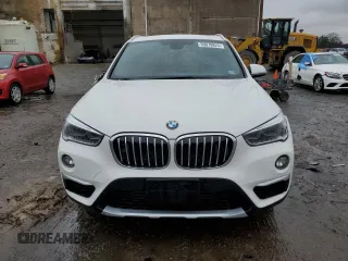 2017 BMW X1 xDrive28i with VIN WBXHT3C35H5F72686, listed as a Copart auction lot 39070823 with 41,723 mi miles. Bid and sale history available at carsss.com. Image 5.