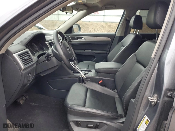 2018 Volkswagen Atlas 3.6L V6 SE with VIN 1V2KR2CA7JC577928, listed as a Copart auction lot 50145165 with NaN miles and Clean Title. Bid and sale history available at carsss.com. Image 7.