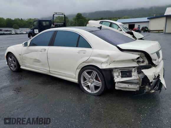 2012 Mercedes-Benz S 550 with VIN WDDNG9EB6CA454404, listed as a Copart auction lot 58082345 with 107,699 mi miles and Salvage title. Bid and sale history available at DreamBid. Image 2.