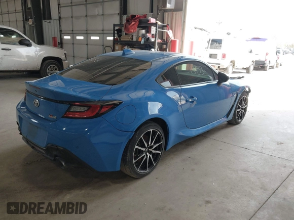2022 Toyota 86 z VIN JF1ZNBC11N8756315, wystawiony jako IAAI lot #41431453 z przebiegiem 30 560 mil mil oraz . Historia ofert i sprzedaży dostępna na DreamBid. Obrazek 4.