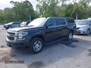 2019 Chevrolet Suburban LT z VIN 1GNSKHKC0KR203405, wystawiony jako IAAI lot #42393200 z przebiegiem 109 211 mil mil oraz . Historia ofert i sprzedaży dostępna na DreamBid. Obrazek 2.