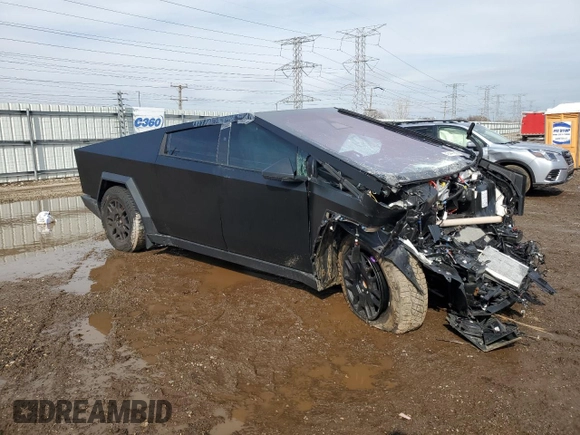 2024 Tesla Cybertruck Cyberbeast с VIN 7G2CEHEE6RA036074, выставлен на аукционе Copart как лот 46447905 с пробегом 5 909 миль миль и Списание • Salvage title. История ставок и продаж доступна на DreamBid. Изображение 4.
