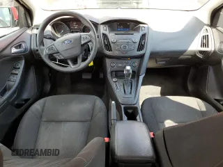 2016 Ford Focus SE z VIN 1FADP3F22GL355192, wystawiony jako Copart lot #56614225 z przebiegiem 56 214 mil mil oraz Szkoda całkowita • Salvage title. Historia ofert i sprzedaży dostępna na DreamBid. Obrazek 8.