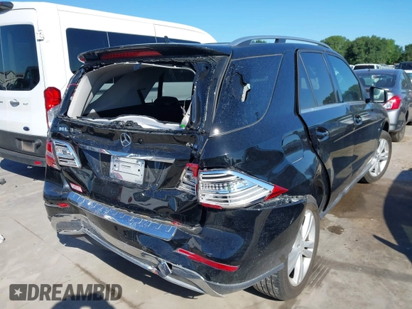 2012 Mercedes-Benz M 350 with VIN 4JGDA5HB8CA035655, listed as a IAAI auction lot 42221706 with 95,443 mi miles and . Bid and sale history available at DreamBid. Image 4.