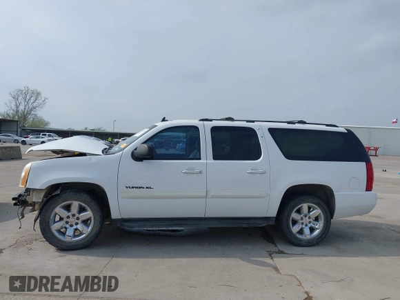 2007 GMC Yukon XL SLT with VIN 1GKFC16047R185002, listed as a IAAI auction lot 41933776 with 189,187 mi miles. Bid and sale history available at carsss.com. Image 15.