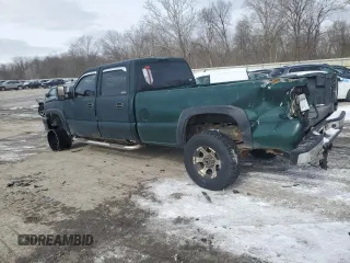 2005 Chevrolet Silverado 3500 SRW LT with VIN 1GCHK33265F951268, listed as a Copart auction lot 45678325 with 349,803 mi miles and Salvage Title. Bid and sale history available at carsss.com. Image 2.