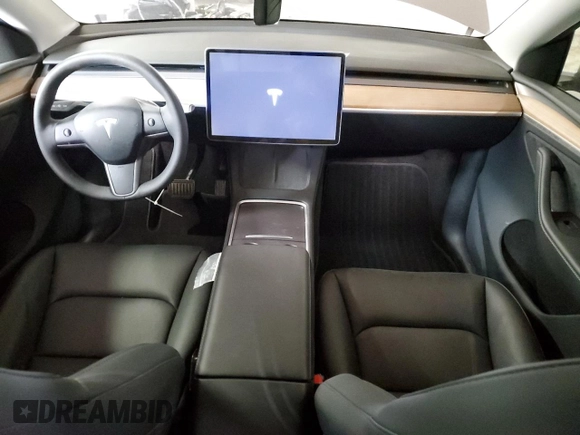 2024 Tesla Model Y Long Range with VIN 7SAYGDEE2RA299824, listed as a Copart auction lot 56040835 with 16,534 mi miles and Salvage title. Bid and sale history available at DreamBid. Image 8.