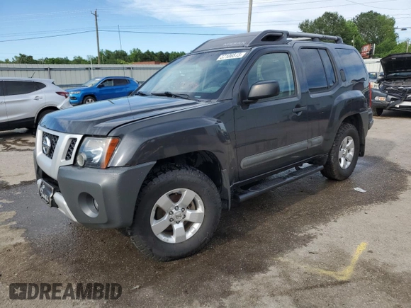 2013 Nissan Xterra S z VIN 5N1AN0NW9DN821198, wystawiony jako Copart lot #57106515 z przebiegiem 114 930 mil mil oraz Szkoda całkowita • Salvage title. Historia ofert i sprzedaży dostępna na DreamBid. Obrazek 1.