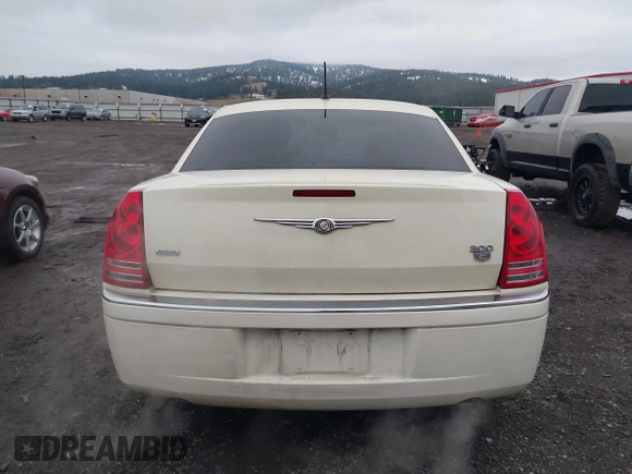 2008 Chrysler 300 C with VIN 2C3KK63H38H267569, listed as a IAAI auction lot 41301785 with 130,703 mi miles and . Bid and sale history available at carsss.com. Image 16.