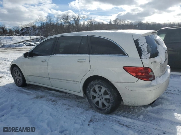2007 Mercedes-Benz R-Class 3.5L with VIN 4JGCB65E87A048831, listed as a Copart auction lot 89162865 with 144,869 mi miles and Salvage Title. Bid and sale history available at carsss.com. Image 2.