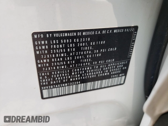 2022 Volkswagen Tiguan SE z VIN 3VV2B7AX3NM132294, wystawiony jako Copart lot #60587305 z przebiegiem 106 867 mil mil oraz Szkoda całkowita • Salvage title. Historia ofert i sprzedaży dostępna na DreamBid. Obrazek 13.