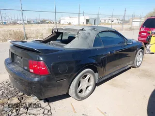 2000 Ford Mustang GT с VIN 1FAFP45X7YF127930, выставлен на аукционе IAAI как лот 41691579 с пробегом 160 428 миль миль и . История ставок и продаж доступна на DreamBid. Изображение 4.