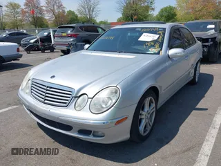 2006 Mercedes-Benz E 350 z VIN WDBUF56J36A954286, wystawiony jako IAAI lot #42116749 z przebiegiem 138 000 mil mil oraz . Historia ofert i sprzedaży dostępna na DreamBid. Obrazek 2.