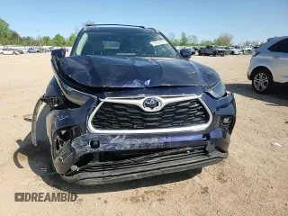 2022 Toyota Highlander XLE with VIN 5TDGZRBH8NS573003, listed as a Copart auction lot 56254485 with 19,293 mi miles and Salvage title. Bid and sale history available at DreamBid. Image 14.