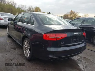 2016 Audi A4 Premium with VIN WAUBFAFL5GN011181, listed as a IAAI auction lot 40725757 with 86,435 mi miles. Bid and sale history available at carsss.com. Image 3.