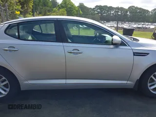 2013 Kia Optima LX z VIN 5XXGM4A72DG177062, wystawiony jako IAAI lot #42129883 z przebiegiem 144 097 mil mil oraz . Historia ofert i sprzedaży dostępna na DreamBid. Obrazek 13.
