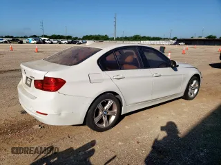 2014 BMW 3 Series 328i xDrive z VIN WBA3B5G55ENS07965, wystawiony jako Copart lot #61163635 z przebiegiem 119 036 mil mil oraz Czysty tytuł • Clean title. Historia ofert i sprzedaży dostępna na DreamBid. Obrazek 3.
