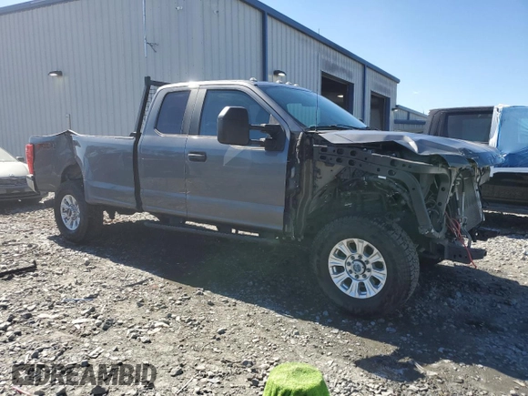 2021 Ford Super Duty F-250 SRW XL with VIN 1FT7X2B6XMEC80607, listed as a Copart auction lot 76134304 with 57,912 mi miles and Salvage Title. Bid and sale history available at carsss.com. Image 4.