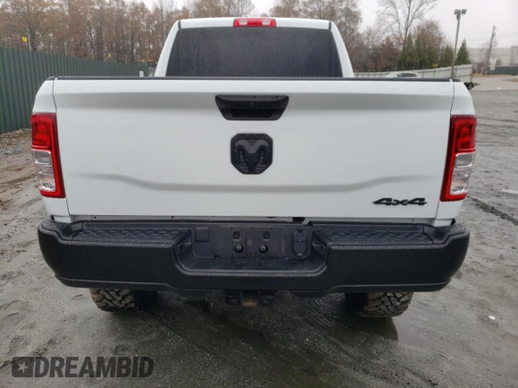 2024 Ram 2500 Tradesman with VIN 3C6UR5CJ8RG169028, listed as a Copart auction lot 84637464 with 10,857 mi miles and Salvage Title. Bid and sale history available at carsss.com. Image 6.