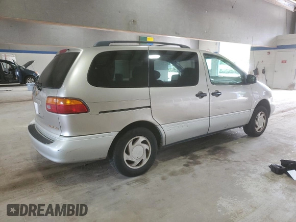 2000 Toyota Sienna LE with VIN 4T3ZF13C6YU210501, listed as a Copart auction lot 56510955 with 253,950 mi miles and Salvage title. Bid and sale history available at DreamBid. Image 3.
