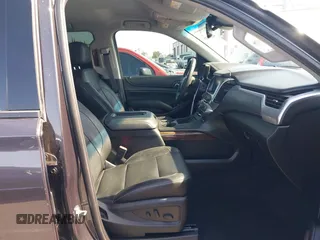 2017 Chevrolet Tahoe LT с VIN 1GNSCBKC6HR323891, выставлен на аукционе IAAI как лот 42335298 с пробегом 82 576 миль миль и . История ставок и продаж доступна на DreamBid. Изображение 5.