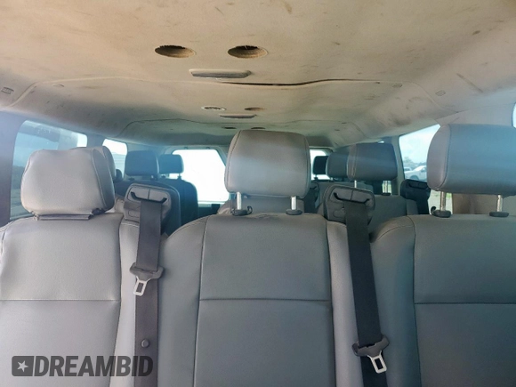 2017 Ford Transit XL z VIN 1FBZX2YMXHKA76173, wystawiony jako Copart lot #61798085 z przebiegiem 134 527 mil mil oraz Czysty tytuł • Clean title. Historia ofert i sprzedaży dostępna na DreamBid. Obrazek 10.