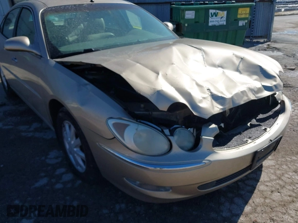 2005 Buick LaCrosse CXL with VIN 2G4WD532051253092, listed as a IAAI auction lot 41723769 with 183,277 mi miles. Bid and sale history available at carsss.com. Image 6.
