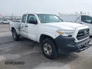 2016 Toyota Tacoma SR with VIN 5TFRX5GN1GX051753, listed as a IAAI auction lot 41313838 with 263,127 mi miles. Bid and sale history available at carsss.com. Image 1.