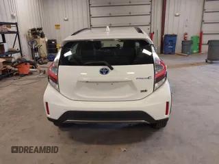2018 Toyota Prius One with VIN JTDKDTB35J1599642, listed as a IAAI auction lot 42031112 with 58,801 mi miles and . Bid and sale history available at DreamBid. Image 16.