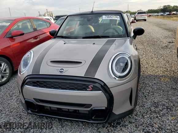 2022 MINI Convertible Cooper S z VIN WMW43DL0XN3P20467, wystawiony jako Copart lot #75042174 z przebiegiem 9 038 mil mil oraz Nie do naprawy • Non repairable. Historia ofert i sprzedaży dostępna na DreamBid. Obrazek 5.