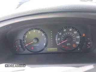 2004 Hyundai Elantra GLS z VIN KMHDN46D74U781436, wystawiony jako IAAI lot #42260519 z przebiegiem 132 943 mil mil oraz . Historia ofert i sprzedaży dostępna na DreamBid. Obrazek 7.