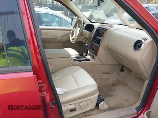 2010 Ford Explorer Eddie Bauer with VIN 1FMEU6EE4AUA85772, listed as a IAAI auction lot 41676334 with 101,997 mi miles. Bid and sale history available at carsss.com. Image 5.