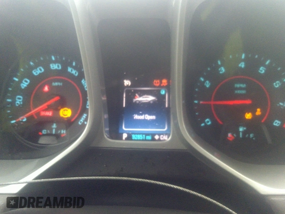 2015 Chevrolet Camaro LT with VIN 2G1FF3D35F9235032, listed as a IAAI auction lot 41095967 with 92,851 mi miles. Bid and sale history available at carsss.com. Image 7.