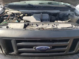 2008 Ford Econoline Cargo Commercial with VIN 1FTNE24L38DB49627, listed as a Copart auction lot 77435274 with 227,954 mi miles and Salvage Title. Bid and sale history available at DreamBid. Image 11.