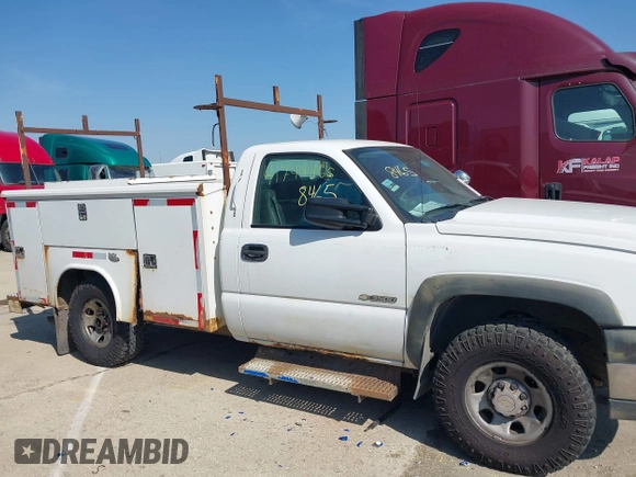 2007 Chevrolet Silverado 1500 with VIN 1GBHC34UX7E160025, listed as a IAAI auction lot 41748465 with 182,399 mi miles and . Bid and sale history available at DreamBid. Image 17.
