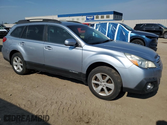 2013 Subaru Outback Premium z VIN 4S4BRCCC4D3266613, wystawiony jako Copart lot #60731575 z przebiegiem 154 154 mil mil oraz Czysty tytuł • Clean title. Historia ofert i sprzedaży dostępna na DreamBid. Obrazek 4.