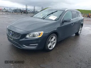 2015 Volvo V60 T5 Drive-E Premier with VIN YV126MEB5F1208042, listed as a IAAI auction lot 41794064 with 118,872 mi miles. Bid and sale history available at carsss.com. Image 17.