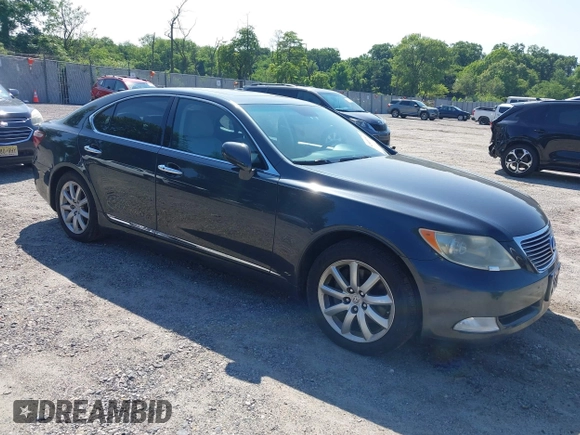 2008 Lexus LS 460 with VIN JTHBL46F885083337, listed as a IAAI auction lot 42409781 with 162,018 mi miles and . Bid and sale history available at DreamBid. Image 1.