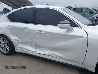 2021 Lexus IS 300 z VIN JTHCA1D27M5115858, wystawiony jako IAAI lot #42131418 z przebiegiem 17 069 mil mil oraz . Historia ofert i sprzedaży dostępna na DreamBid. Obrazek 6.
