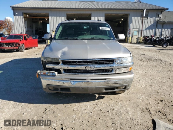 2004 Chevrolet Suburban LT with VIN 1GNEC16ZX4J141691, listed as a Copart auction lot 80963324 with 381,337 mi miles and Salvage Title. Bid and sale history available at carsss.com. Image 5.