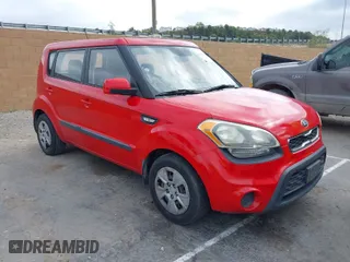 2013 Kia Soul with VIN KNDJT2A53D7525763, listed as a IAAI auction lot 42075572 with 237,871 mi miles. Bid and sale history available at carsss.com. Image 1.