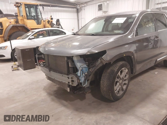 2020 Chevrolet Traverse Premier with VIN 1GNEVKKW5LJ178996, listed as a IAAI auction lot 41335188 with 82,397 mi miles. Bid and sale history available at carsss.com. Image 6.