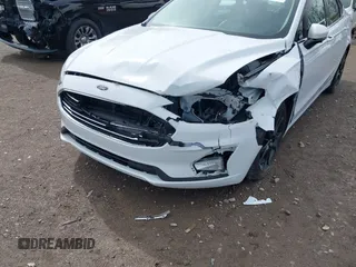 2020 Ford Fusion SE with VIN 3FA6P0HD0LR143408, listed as a IAAI auction lot 41854955 with 53,331 mi miles. Bid and sale history available at carsss.com. Image 6.