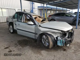 2001 Volvo S80 with VIN YV1TS90D411188848, listed as a Copart auction lot 82797104 with 0 mi miles and Salvage Title. Bid and sale history available at carsss.com. Image 4.