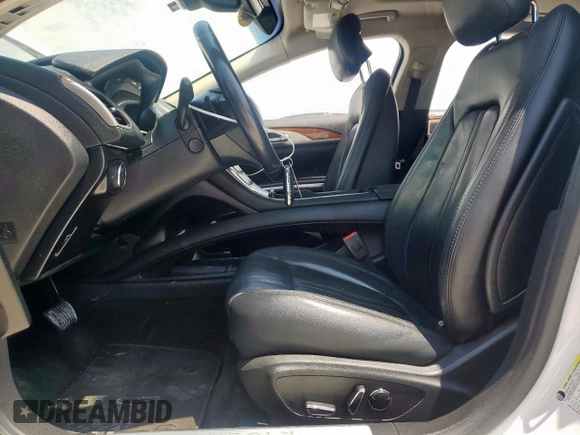 2016 Lincoln MKZ with VIN 3LN6L2GK3GR600599, listed as a Copart auction lot 60250585 with 90,192 mi miles and Salvage title. Bid and sale history available at DreamBid. Image 7.